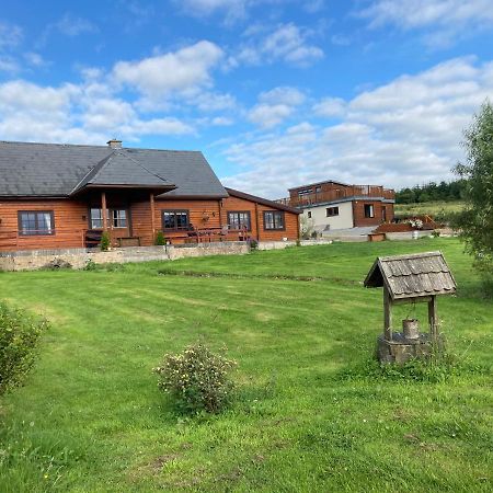 Log House Hideaway Villa Johnswell Exteriör bild
